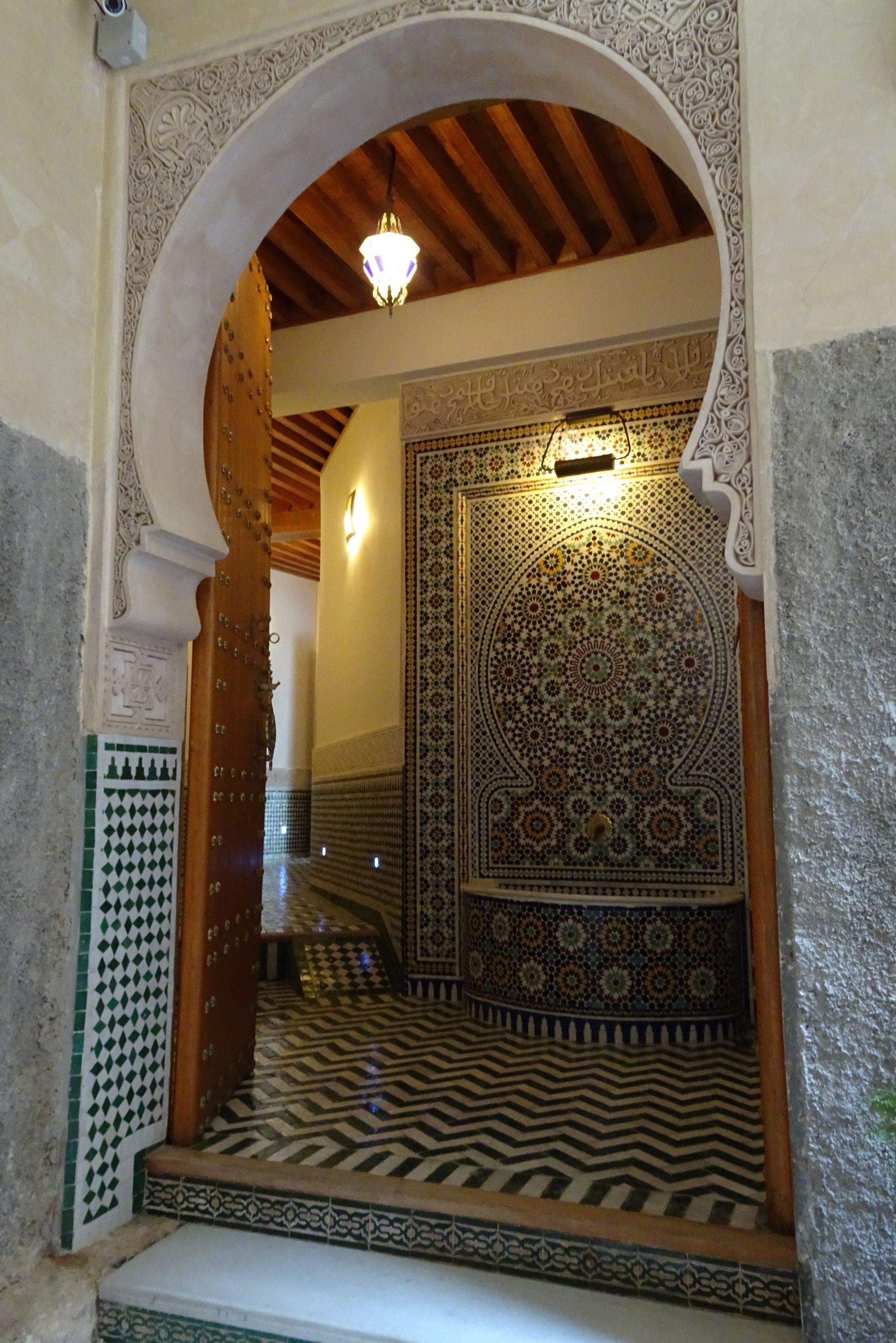 la porte d'entrée du riad